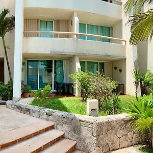 https://precioso-estudio-vista-al-mar.quintano-roohotels.com